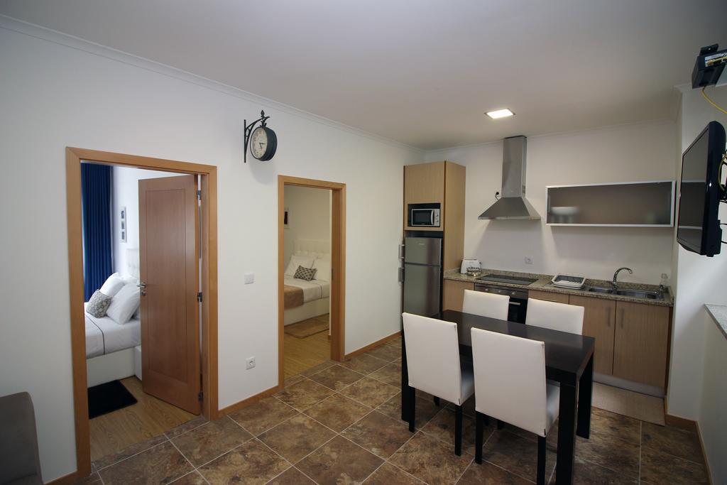 Geresiana Apartamentos エクステリア 写真