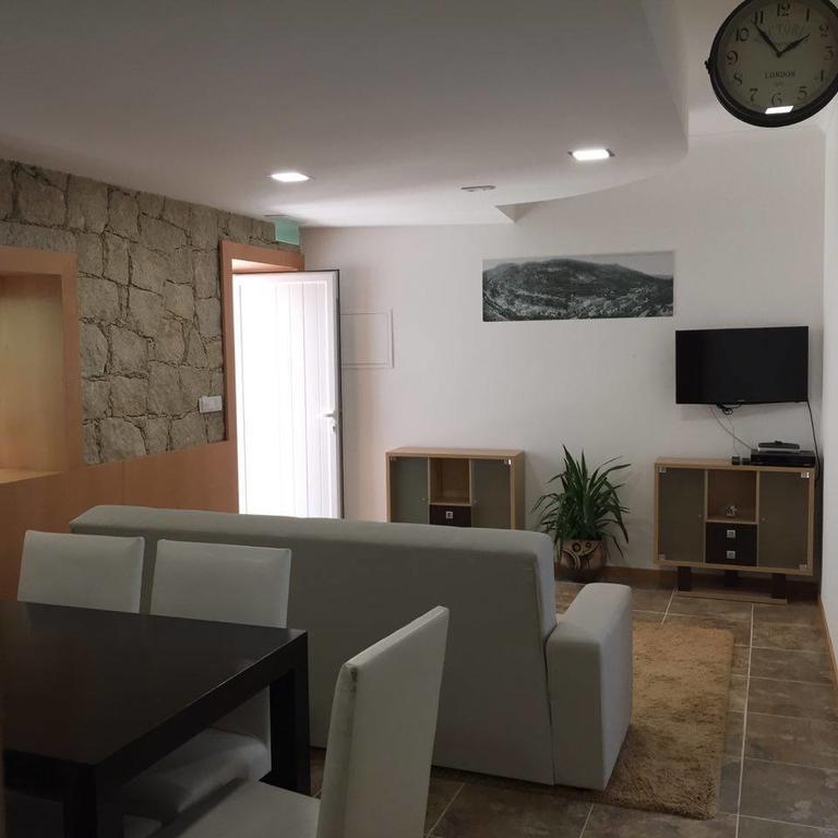 Geresiana Apartamentos エクステリア 写真