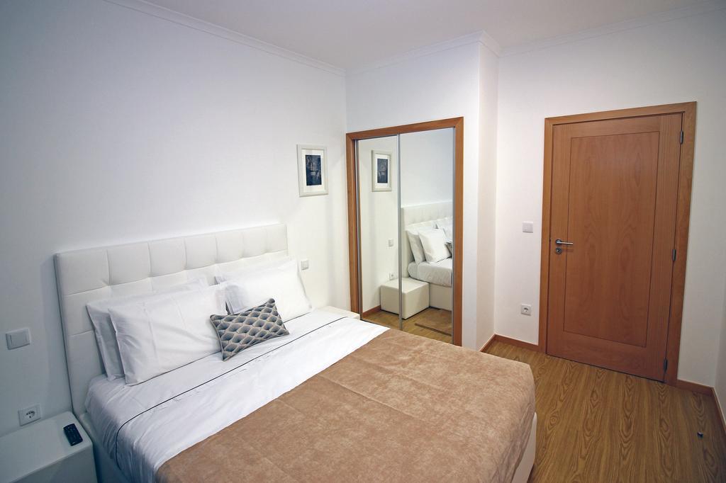 Geresiana Apartamentos エクステリア 写真