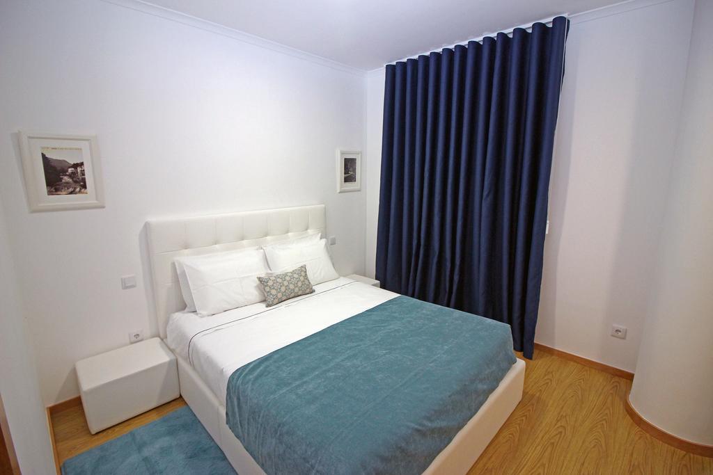 Geresiana Apartamentos エクステリア 写真